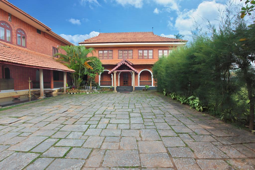 The River Retreat Heritage Ayurvedic Resort Shoranur Εξωτερικό φωτογραφία